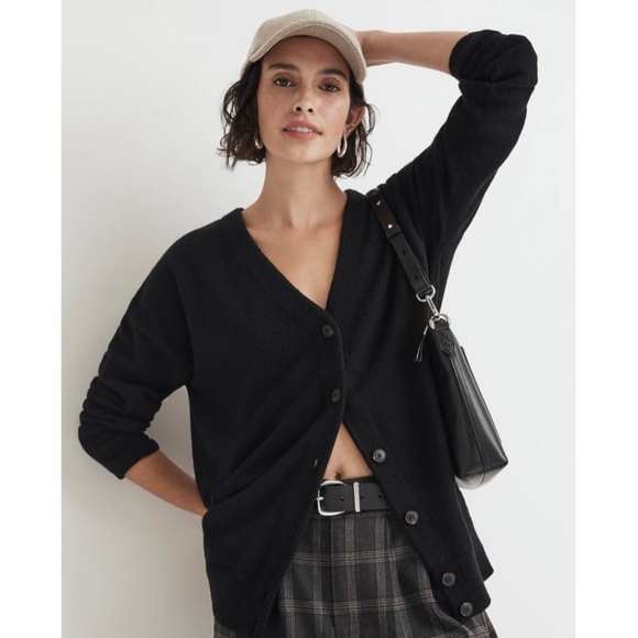 Madewell Women's Black Relaxed Wool Cardigan Sweater Harlow V Neck Button M - Picture 1 of 8